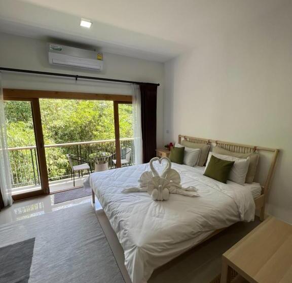 Четырехместный Номер Deluxe, Luancharoen Home Resort Phuket