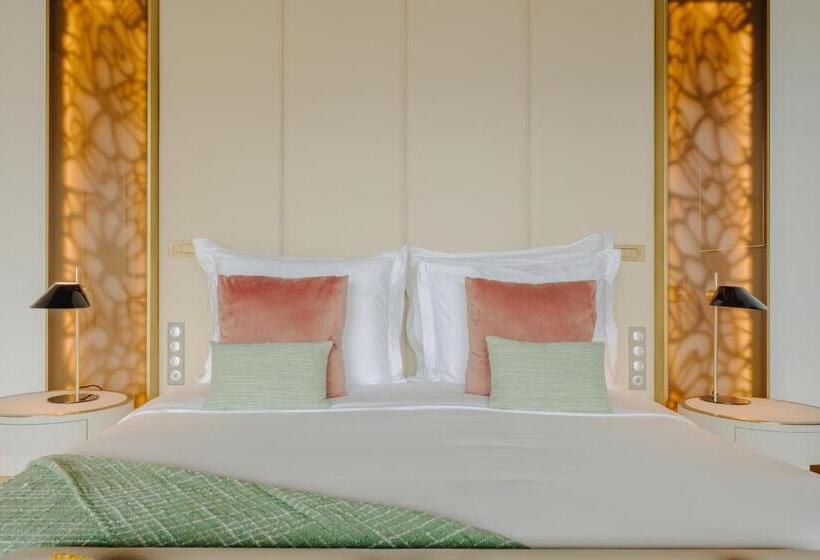 디럭스 룸, The Reserve, The Leading Hotels of The World Savoy Signature