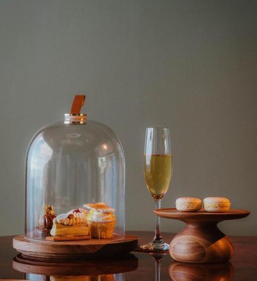 전용 풀장 스위트, The Reserve, The Leading Hotels of The World Savoy Signature