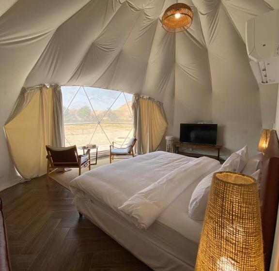 Люкс Вид на Горы, منتجع جلامبنغ   Glamping Resort