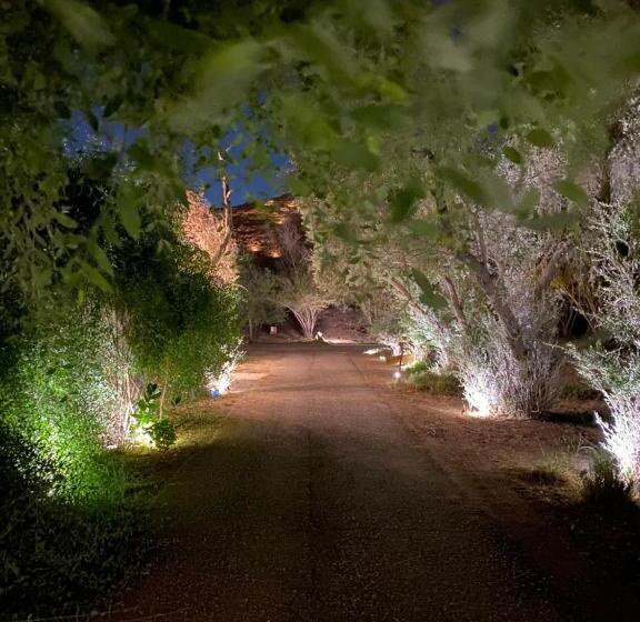 Люкс, منتجع جلامبنغ   Glamping Resort