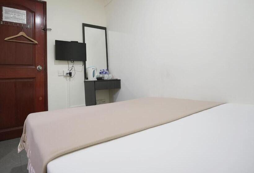 اتاق استاندارد, Amrise Hotel, Check In At 10pm, Check Out At 9am