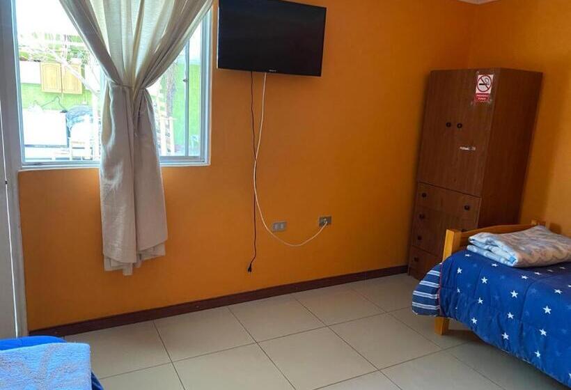 اتاق استاندارد, Hostal Uribe