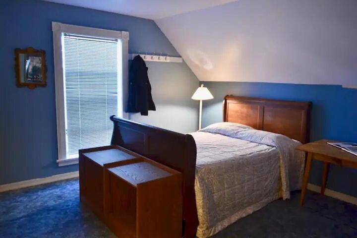 Quarto Economy, Eugene Lodge And International Hostel