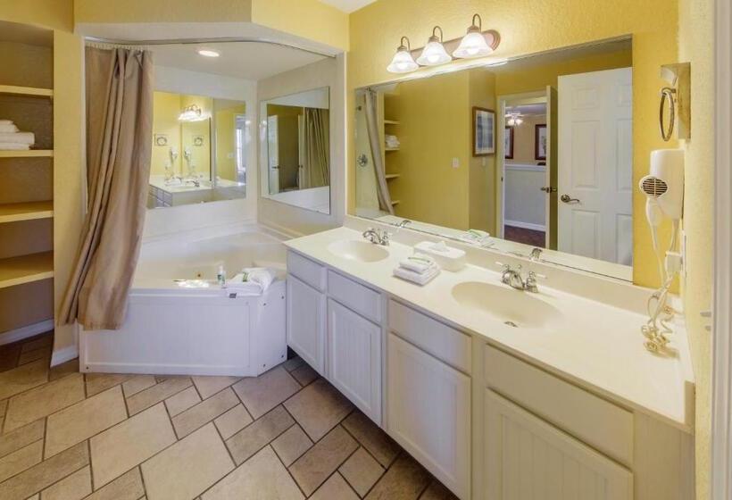 Вилла 2 Спальни, Holiday Inn Club Vacations Piney Shores Resort At Lake Conroe