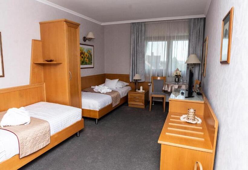 اتاق استاندارد, Rosengarten Hotel & Restaurant