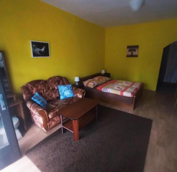 Habitación Estándar, Hostinec U Kačaby