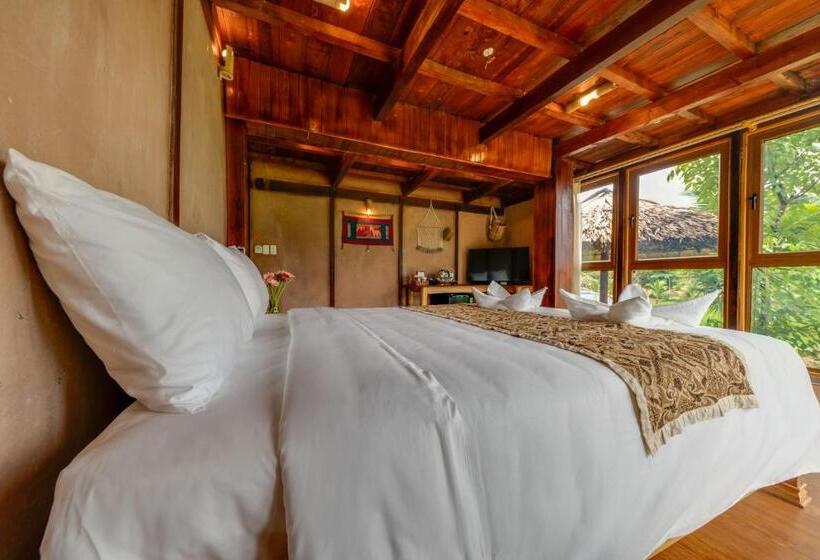 سوییت با چشم‌انداز کوه, Mai Chau Onsen Retreat