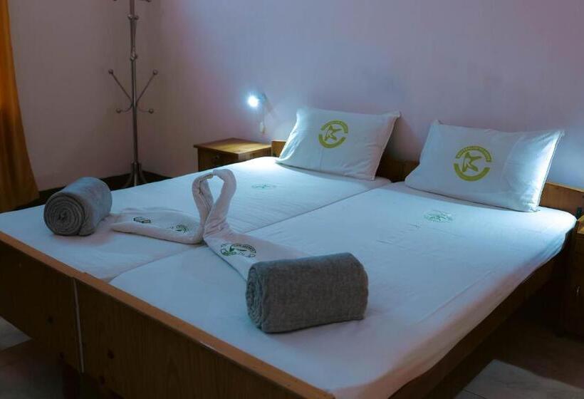 Президентский Люкс, Kuttralam Resorts