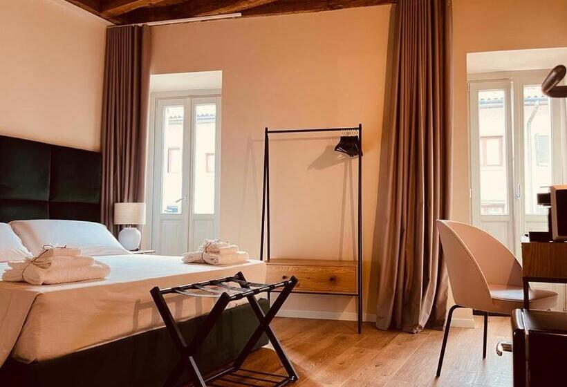 اتاق استاندارد با بالکن, Locanda Gatto Bianco