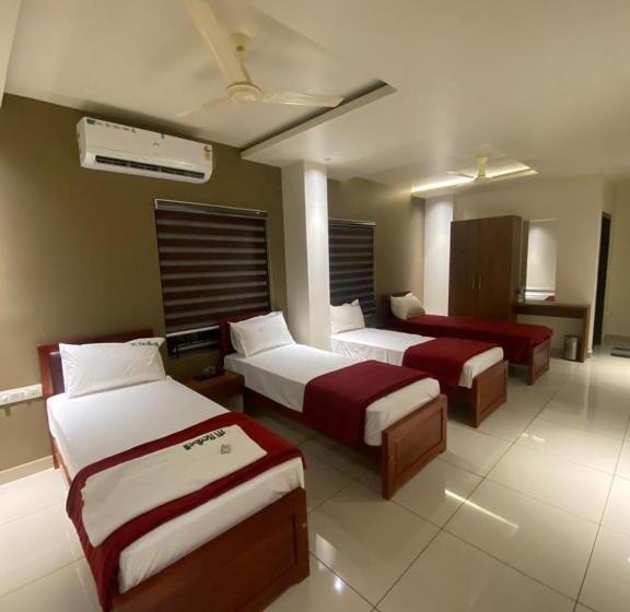 Четырехместный Номер Стандарт, Redbell Suites Kizhisseri