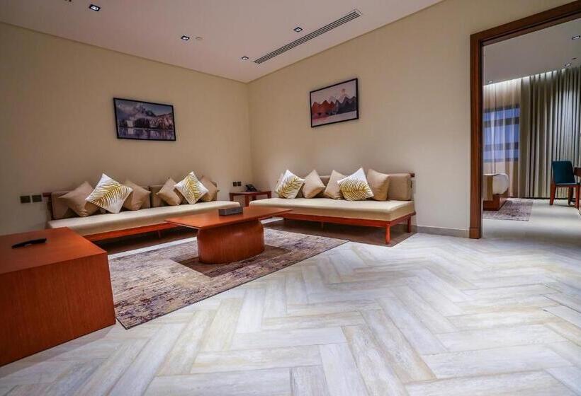 سوییت جونیور لوکس, Vivian Park El Raeid