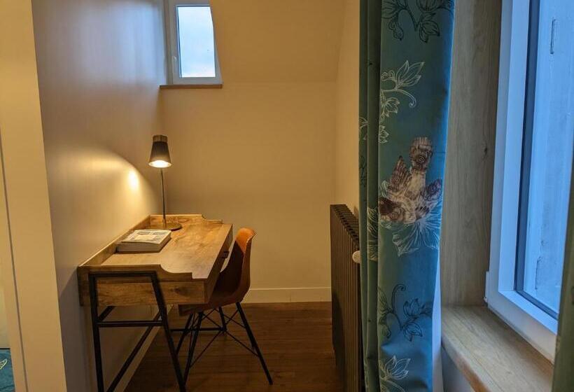 Люкс Deluxe Кровать Кинг, Villa Eliane   Parking Privé