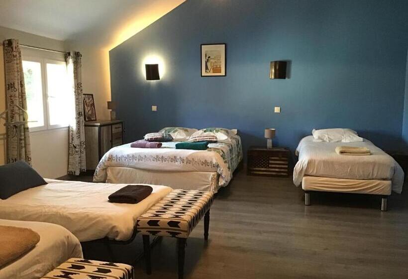 Семейный Номер Вид на Сад, Chambre D Hôtes Maison Des 5 Fleurs