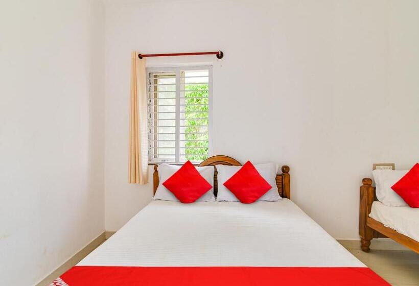 Трехместный Номер Deluxe, Oyo Flagship K V R Residency