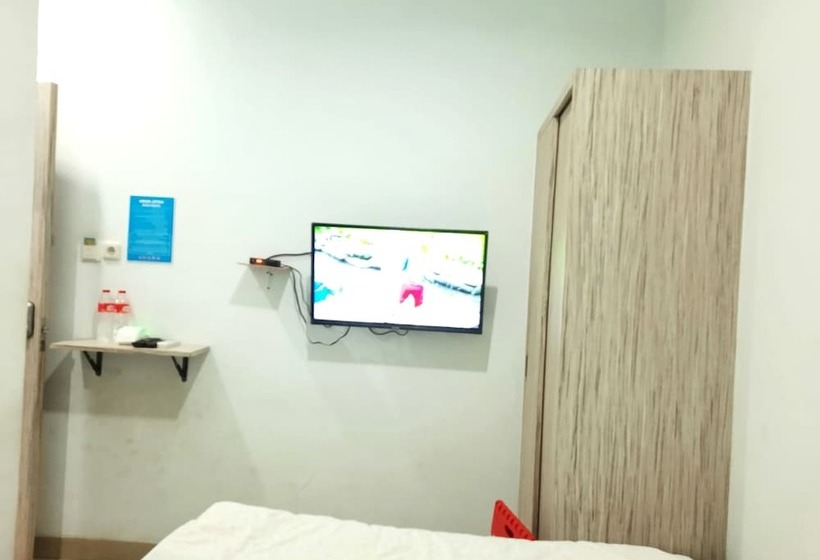Номер Стандарт, Oyo Life 92878 Kost Padma Syariah