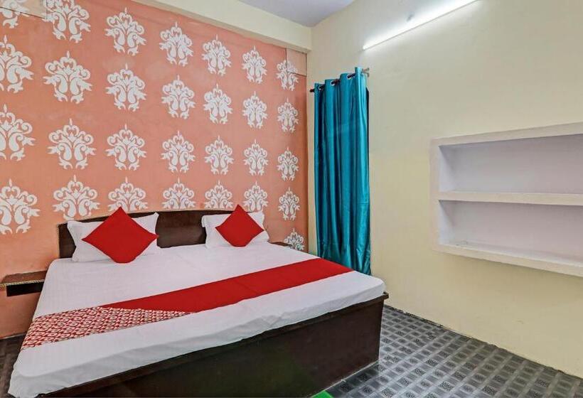 Трехместный Номер Классика, Oyo Flagship Hotel Night Bloom