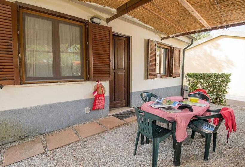 آپارتمان 1 خوابه, Isa Appartament Standard With Mezzanine, 4 Beds, Air Conditioning And Private Outdoor Area In Villag