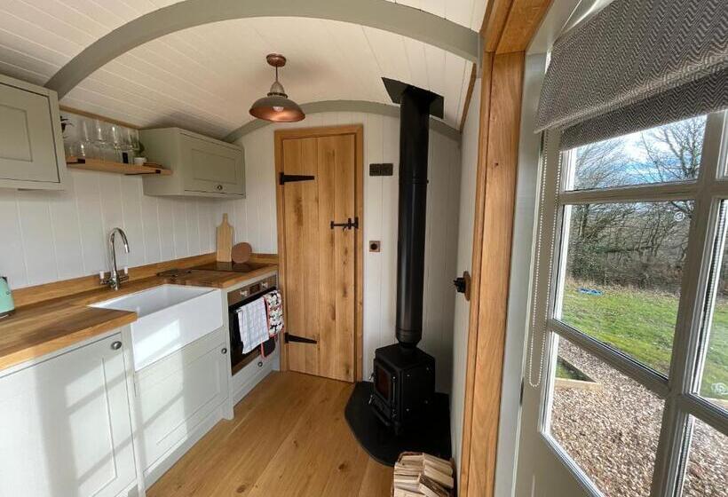 Номер Стандарт Вид на Сад, Private And Peaceful Stay In A Luxury Shepherds Hut Near Truro