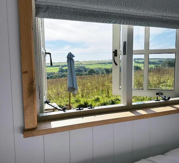 Номер Стандарт Вид на Сад, Private And Peaceful Stay In A Luxury Shepherds Hut Near Truro