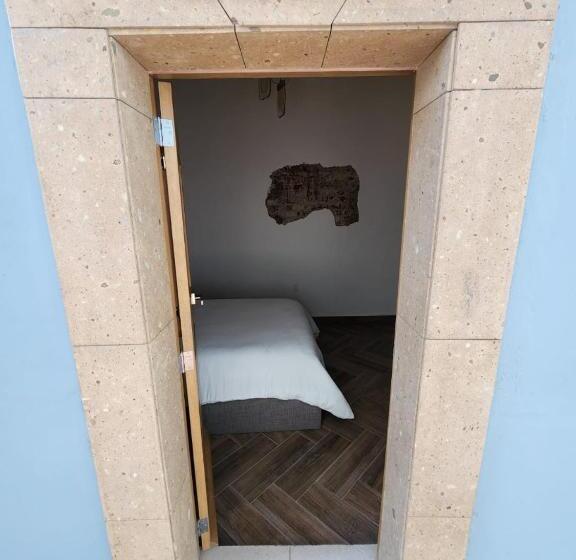 Quarto Estandar, úrsula Concept