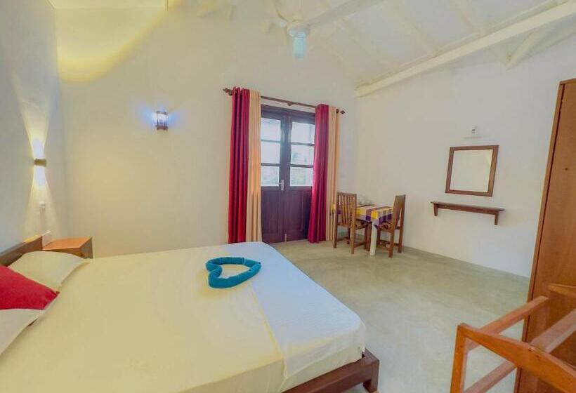 Номер Стандарт, Sayuru Villa