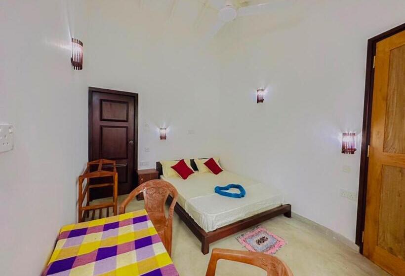 Номер Стандарт, Sayuru Villa