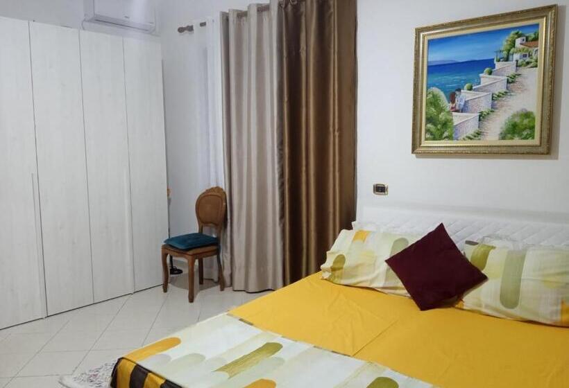 标准间带阳台, Guest Room Near Historical Center