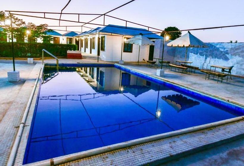 Люкс Повышенной Комфортности, Hariyali Resort