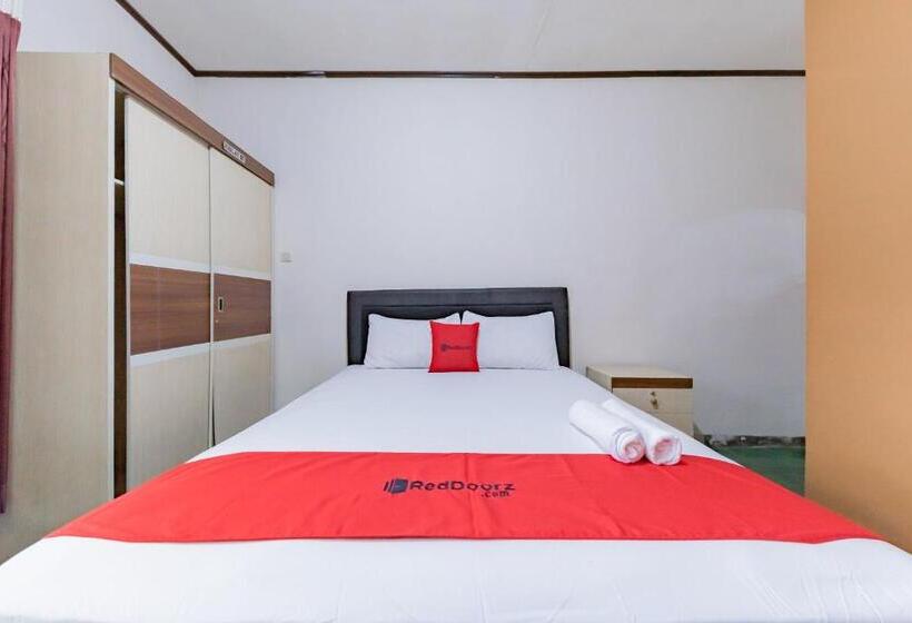 발코니 디럭스 룸, Reddoorz Near Cikole Lembang