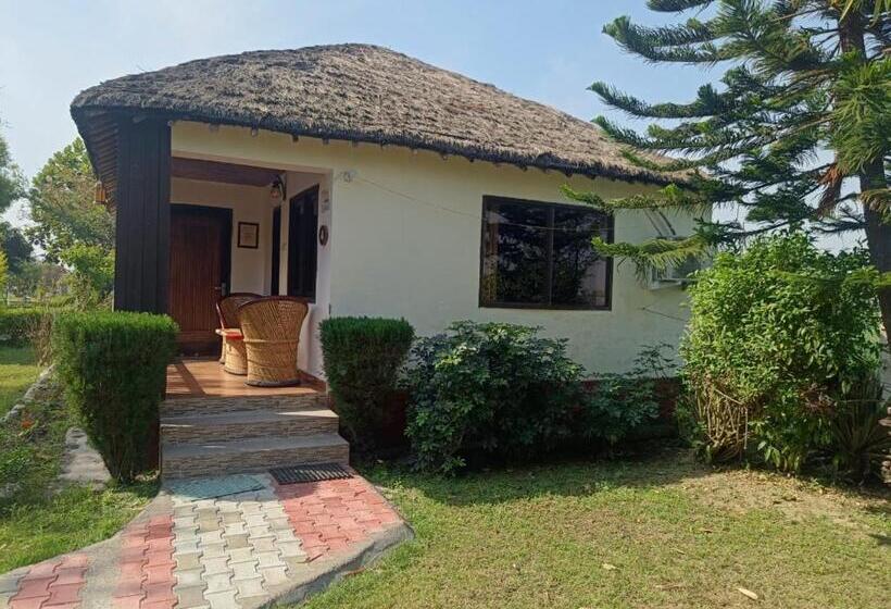 수피리어 룸, Vanasthali Jungle Resort Corbett By Royal Collection