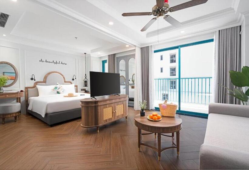 اتاق لوکس با چشم‌انداز دریا, Pavillon Boutique Hotel & Apartment Nha Trang