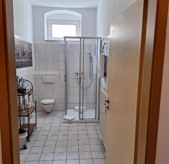 Quarto Economy Individual, Ryde & Hyde Budget