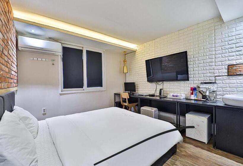 اتاق استاندارد, Mvg Motel