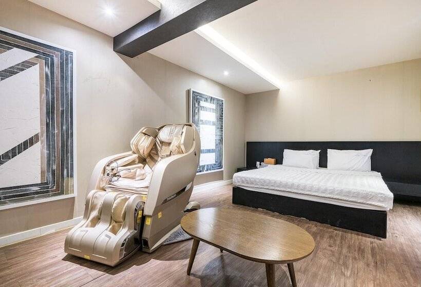 سوییت, Mvg Motel