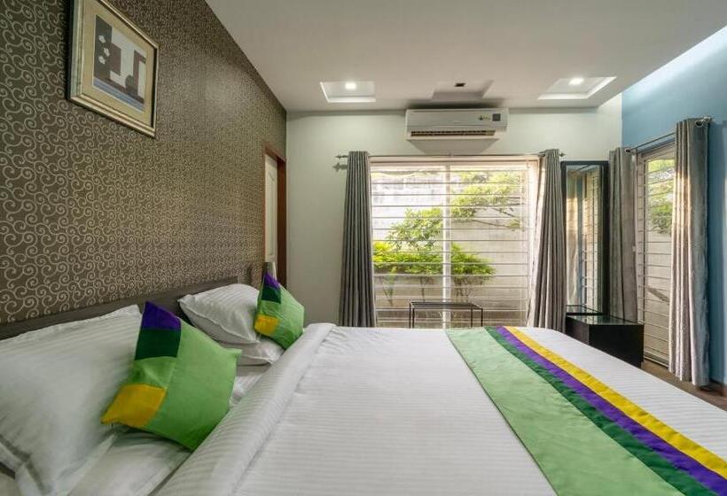 Номер Superior, Treebo Midvalley Residence
