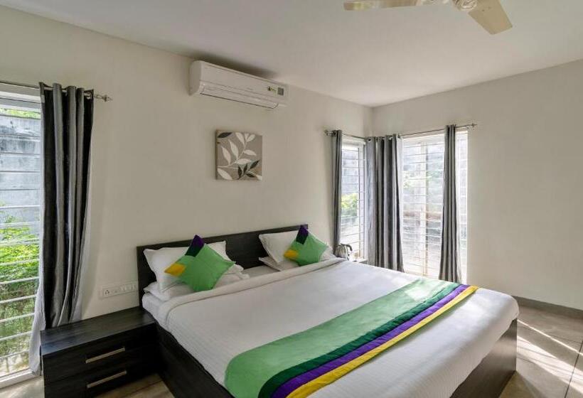 Номер Superior, Treebo Midvalley Residence