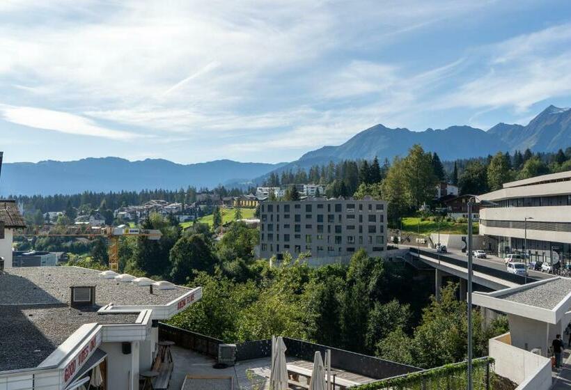 اتاق استاندارد با بالکن, Hillsite Smart Hotel Flims