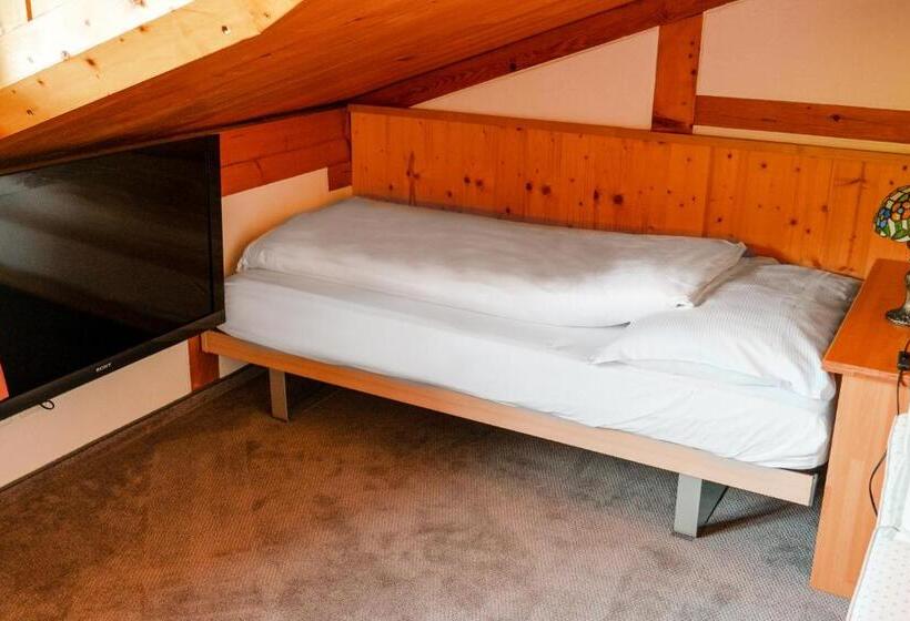 اتاق استاندارد سه نفره, Hillsite Smart Hotel Flims