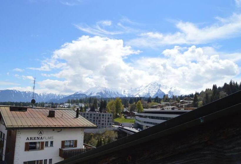 اتاق استاندارد چهار تخته, Hillsite Smart Hotel Flims