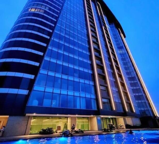 Люкс Вид на Море, Emerin Suites @ Aeon Towers
