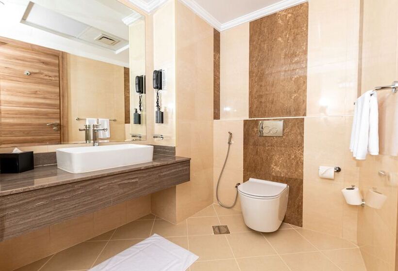 带1个卧室的高级公寓, Pyramisa Hotel Apartments