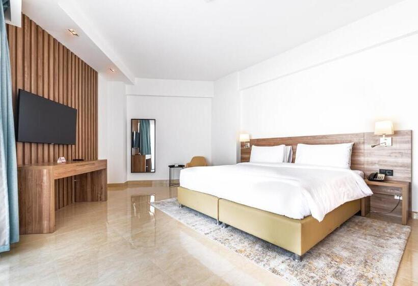 带1个卧室的高级公寓, Pyramisa Hotel Apartments