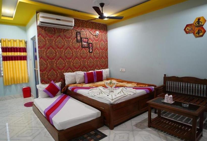 Трехместный Номер Стандарт Вид на Сад, Beach Walk Resort