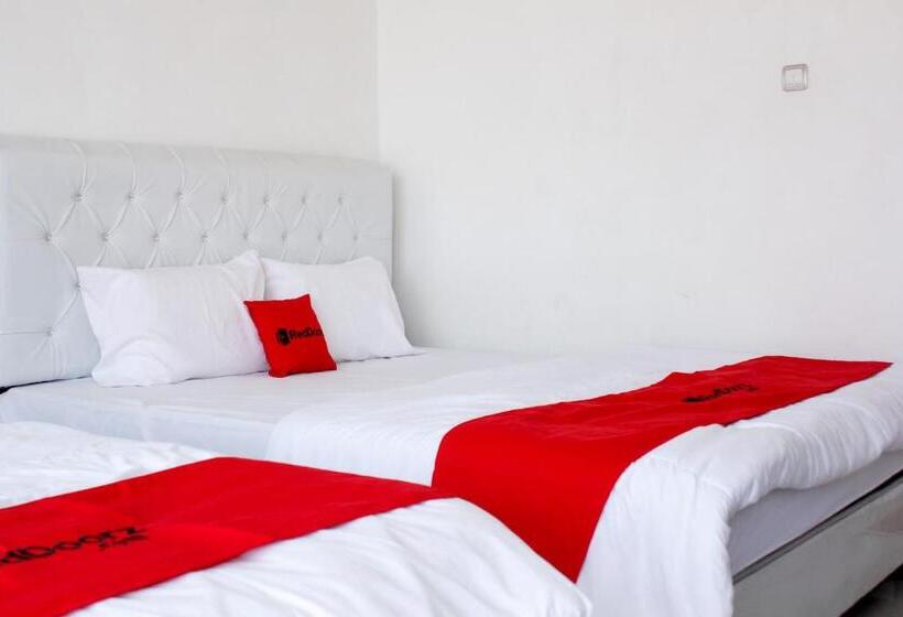 Семейный Номер, Reddoorz Syariah Near Kawasan Wisata Gunung Prau Dieng