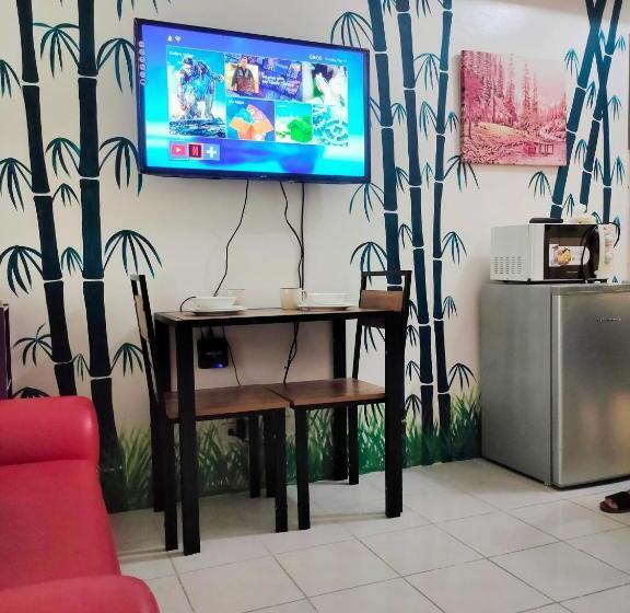 استودیو استاندارد با بالکن, Tagaytay Condo Staycation