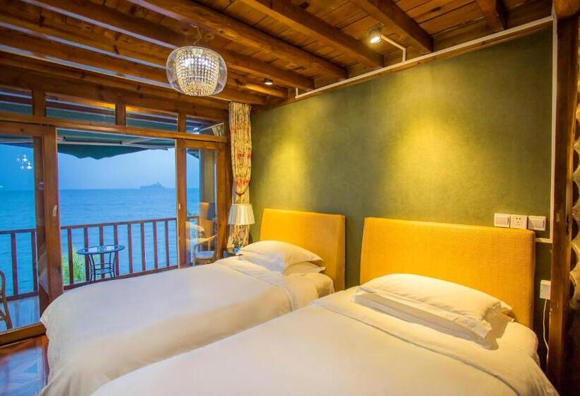 Номер Стандарт с Балконом, Lugu Lake In Love Inn Hostel