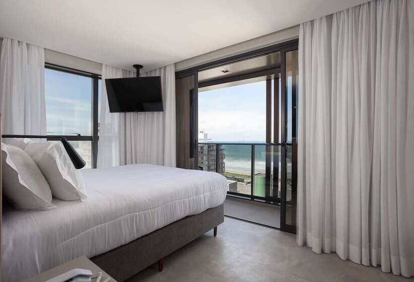 디럭스 스위트, Brava Mundo Hotel Boutique Oficial