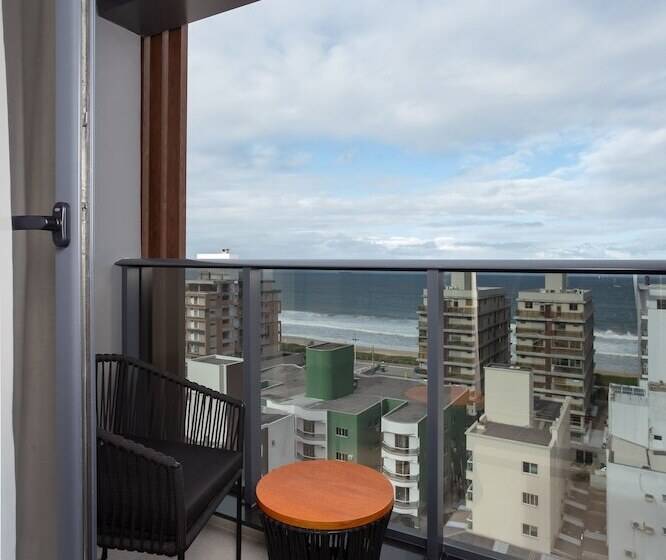 디럭스 스위트, Brava Mundo Hotel Boutique Oficial