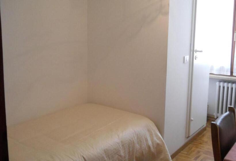 스탠다드 싱글 룸, Albergo Mologna